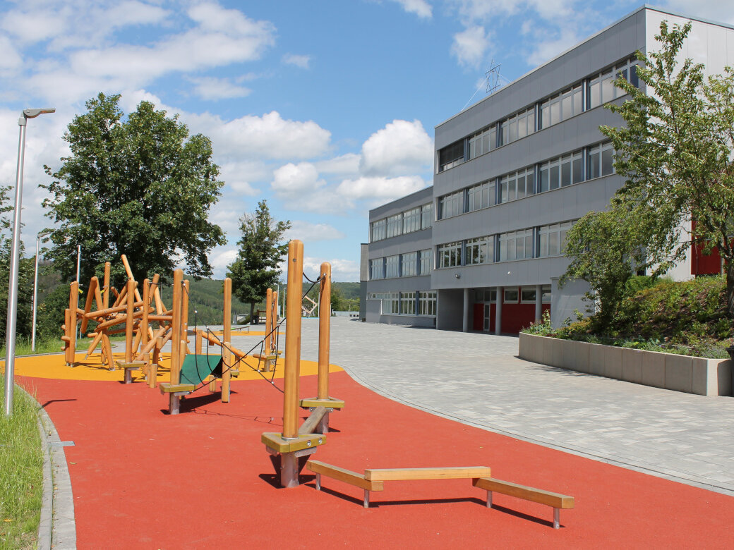 Referenz Schule Burbach-Neunkirchen